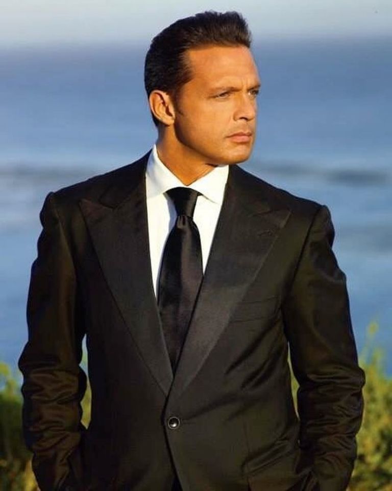 Luis Miguel. Fuente: (Instagram @lmxlm)