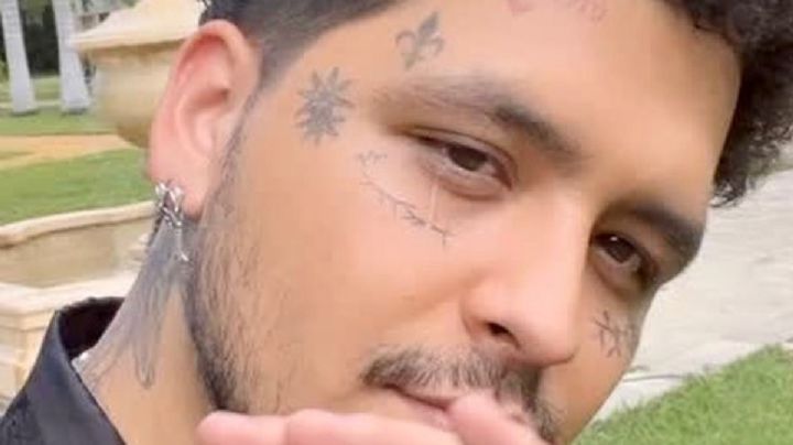 Estos son los riesgos que sufre Christian Nodal por tatuarse la cara