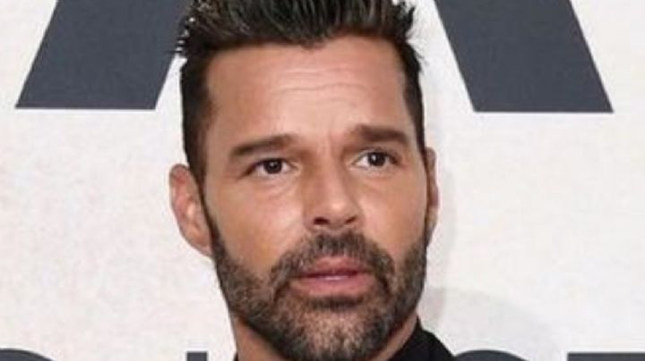 Toma asiento antes de ver cómo lucía Ricky Martin en Menudo