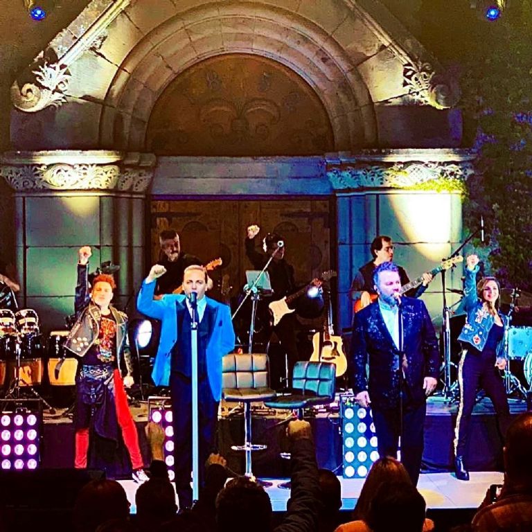 Fuente: Instagram @cristiancastro