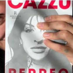 Libro de Cazzu es el más vendido en Amazon: ¿Cuánto cuesta?