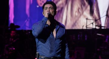 Con música y baile festejan por adelantado el Día de las Madres